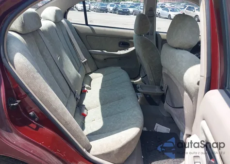 2001 Hyundai Elantra Gls z USA, uszkodzony, nr VIN KMHDN45D31U109774